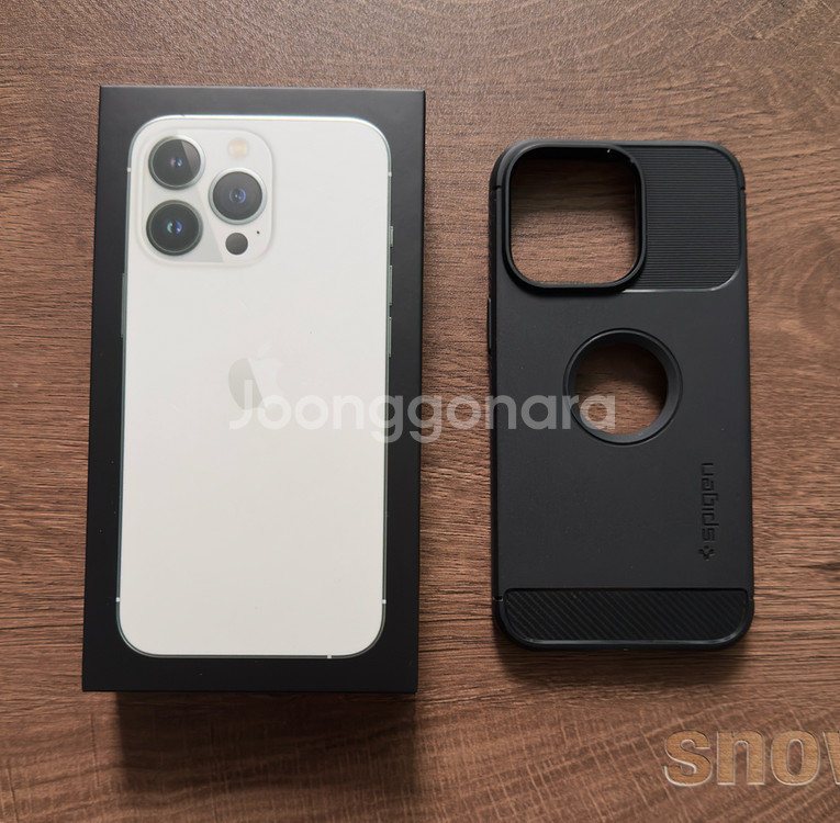 아이폰 13프로 256G 화이트 S급 팝니다--1