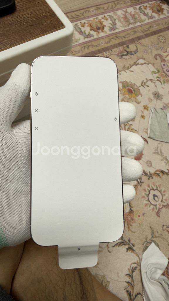 아이폰 13프로 256G 화이트 S급 팝니다--8