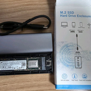 마이크론 2TB SSD + 외장 케이스 인클로져