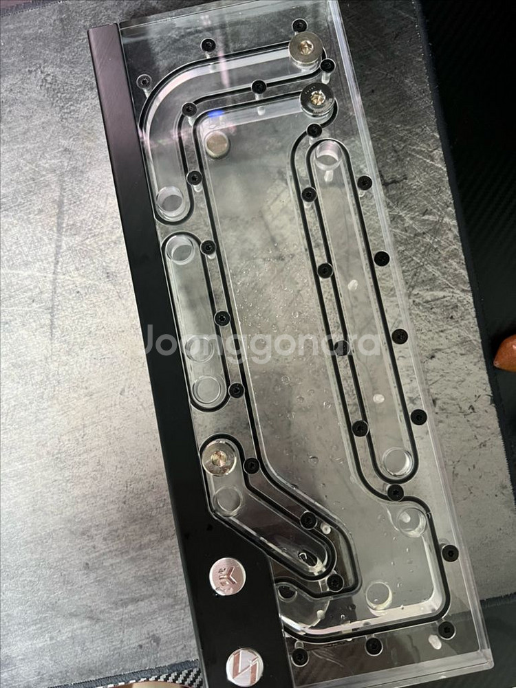 커수 ek 리안리 수로판 팝니다.--0