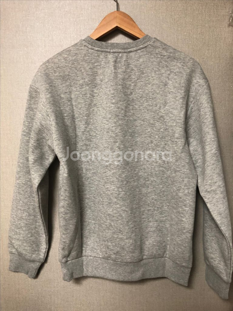 (새상품)폴햄 기모맨투맨--2