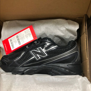 (새상품)뉴발란스 740 블랙