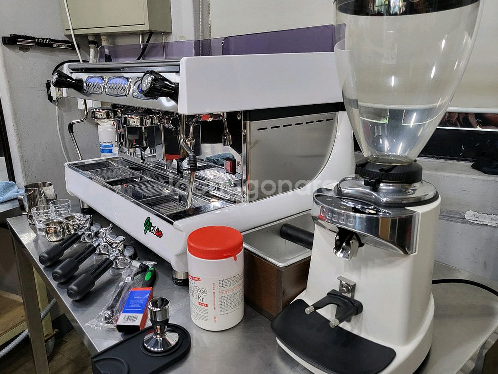 비에프씨 지에쎄 커피머신 체아도전자동그라인더 포함--1