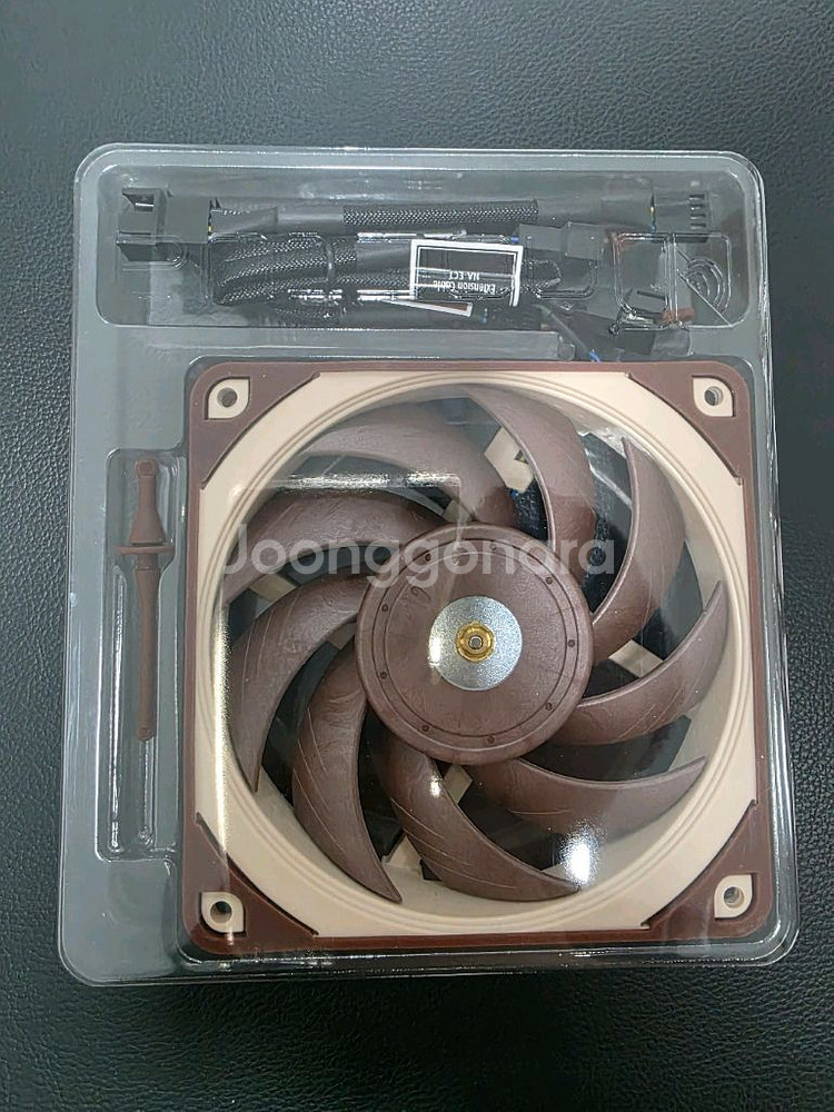 녹투아 NF-A12x25 PWM 팬 1개--1