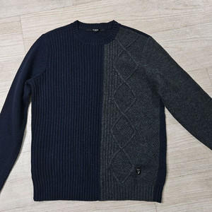 게스 남성 니트 스웨터