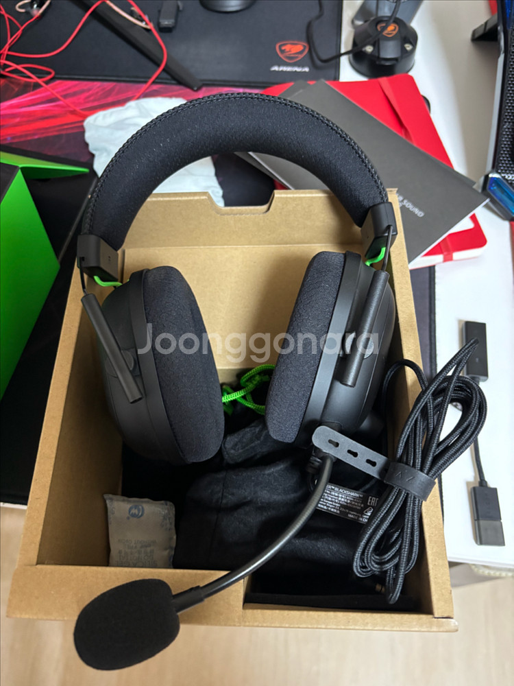 레이저 블랙샤크 V2+ 게이밍 헤드셋--4