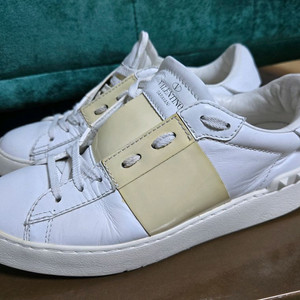 발렌티노 히든 스니커즈 37.5 구찌,골든구스