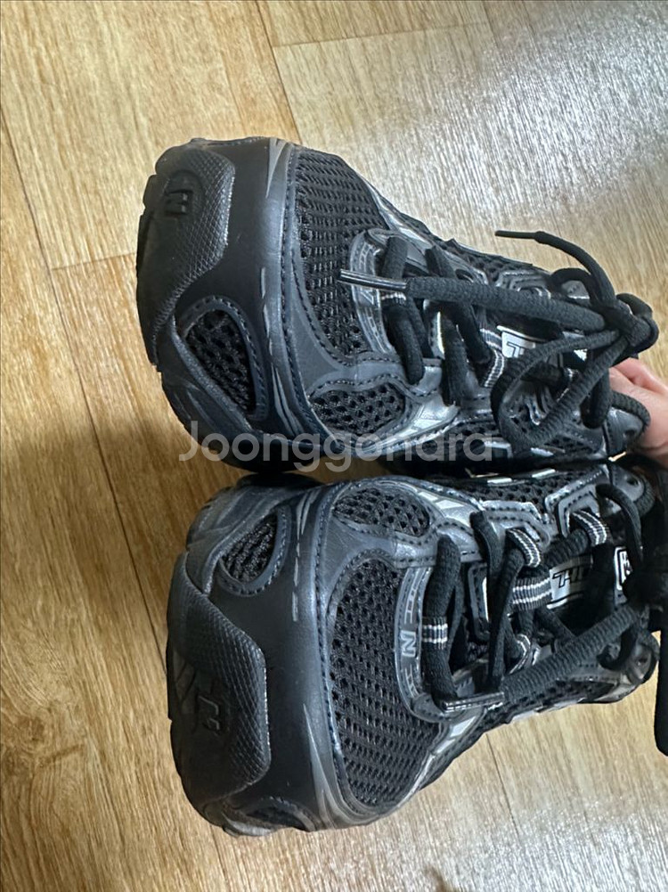 뉴발란스 740 사이즈 225--3