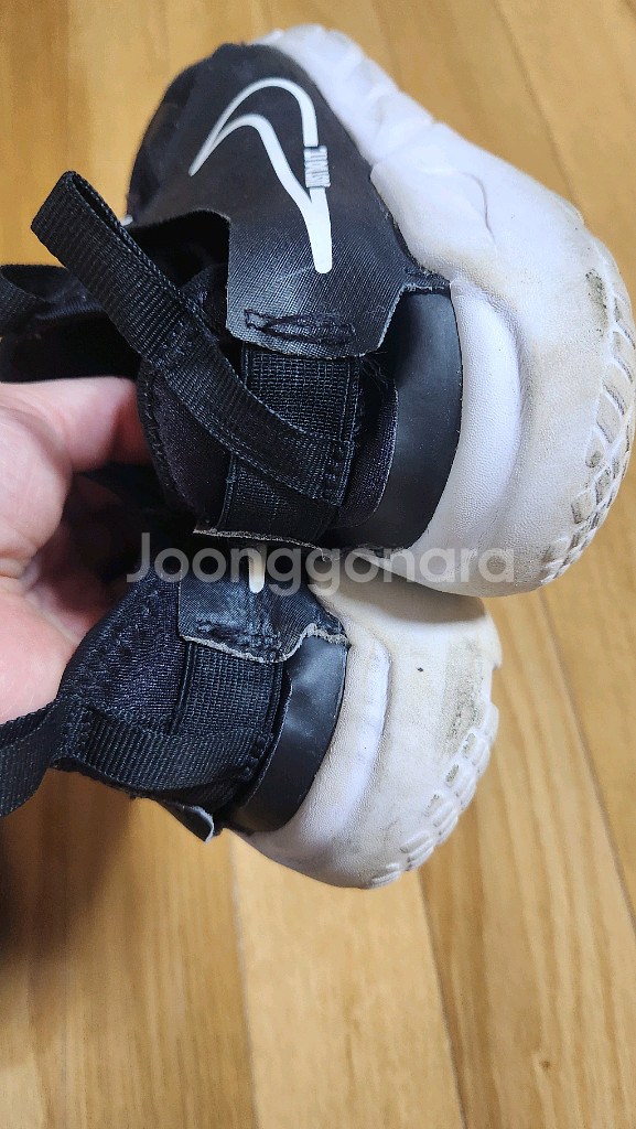 나이키 에어리프트 운동화240--2