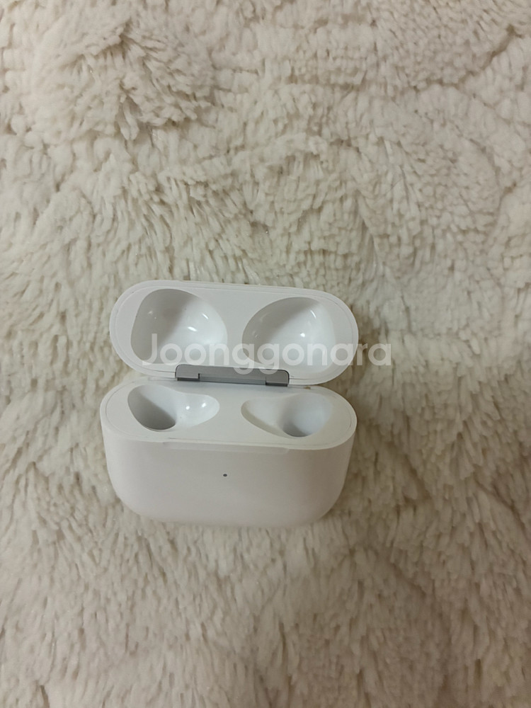 에어팟 3세대 본체--0