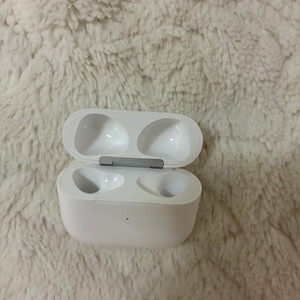 에어팟 3세대 본체