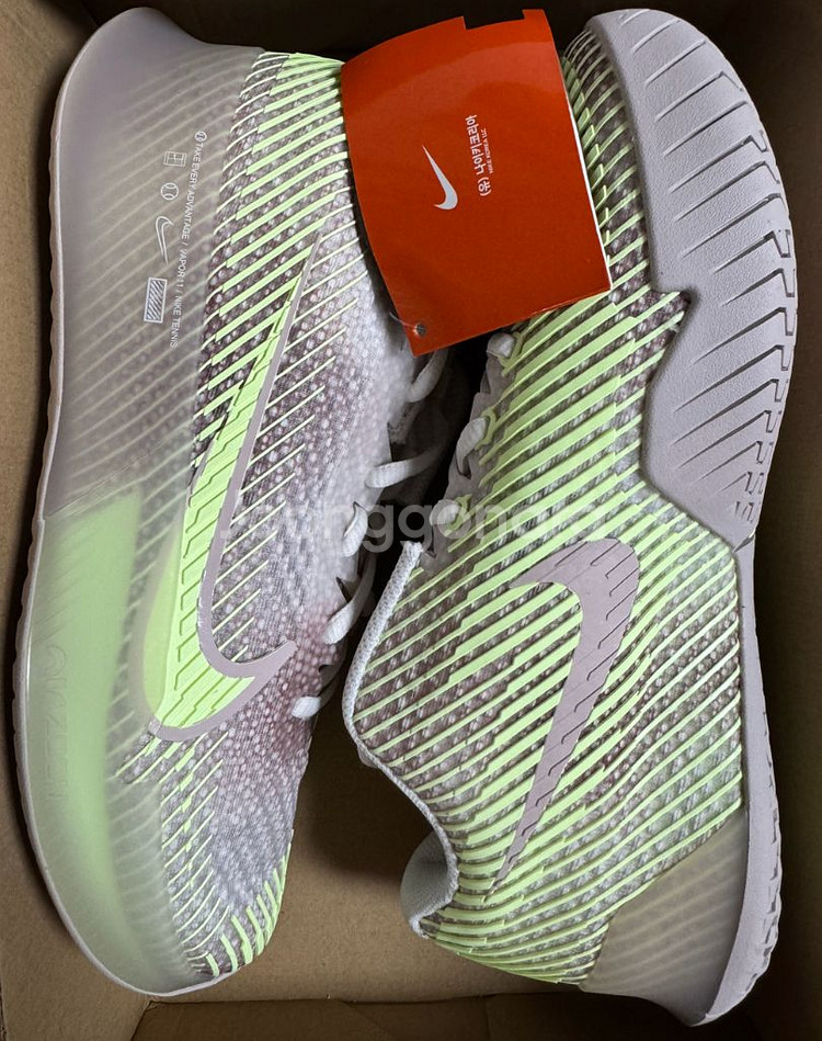 [240] 나이키 우먼스 테니스 줌 베이퍼11 프리미엄 테니스화--8