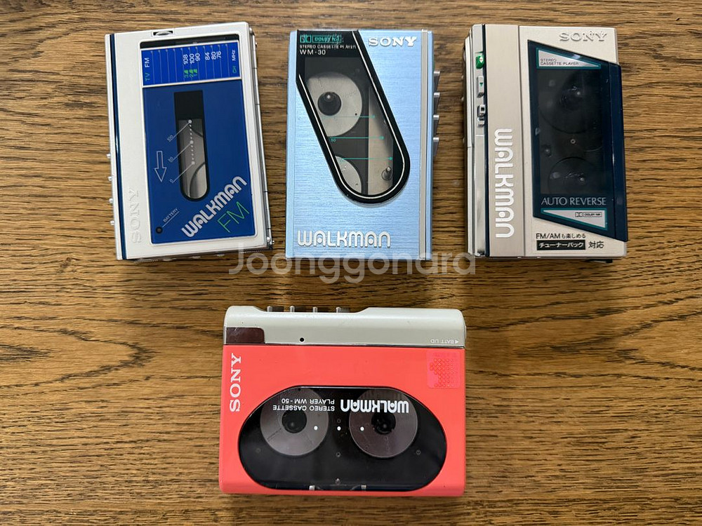 Sony WM-F20 WM-30 WM-40 WM-50 카세트 워크맨 판매 합니다--0