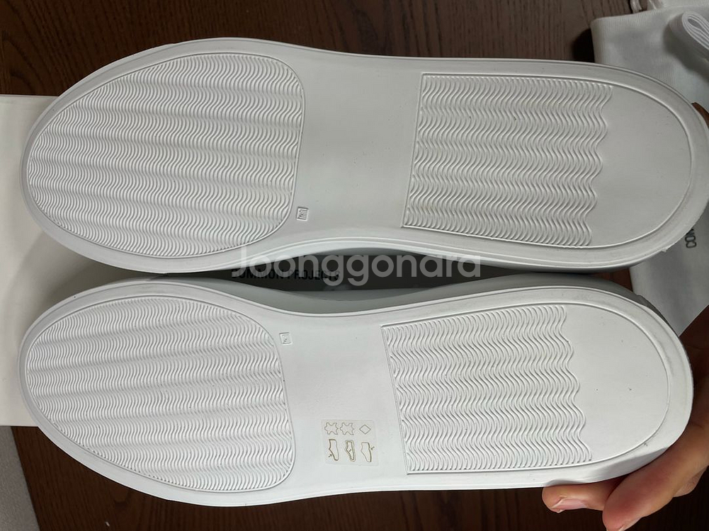 커먼프로젝트 아킬레스 로우 화이트 45 완전 새상품 295 300--5