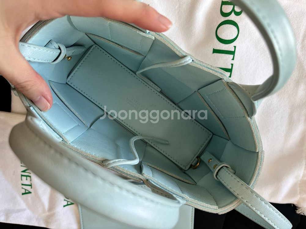 보테가베네타 아르코 토트 미니--3