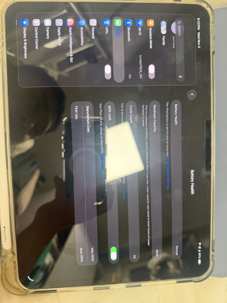 아이패드 프로 11인치 M4 256GB 와이파이--3