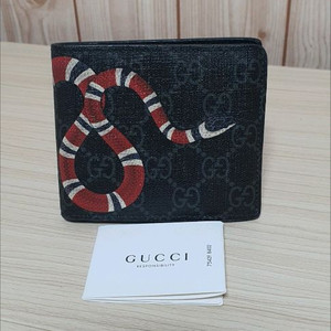 구찌 스네이크 반지갑 정품S급(감정O)프라다루이비통디올고야드샤넬셀린느보테가생로랑