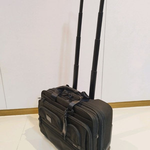 TUMI 26127DH 투미 비지니스 파일럿 기장 캐리어