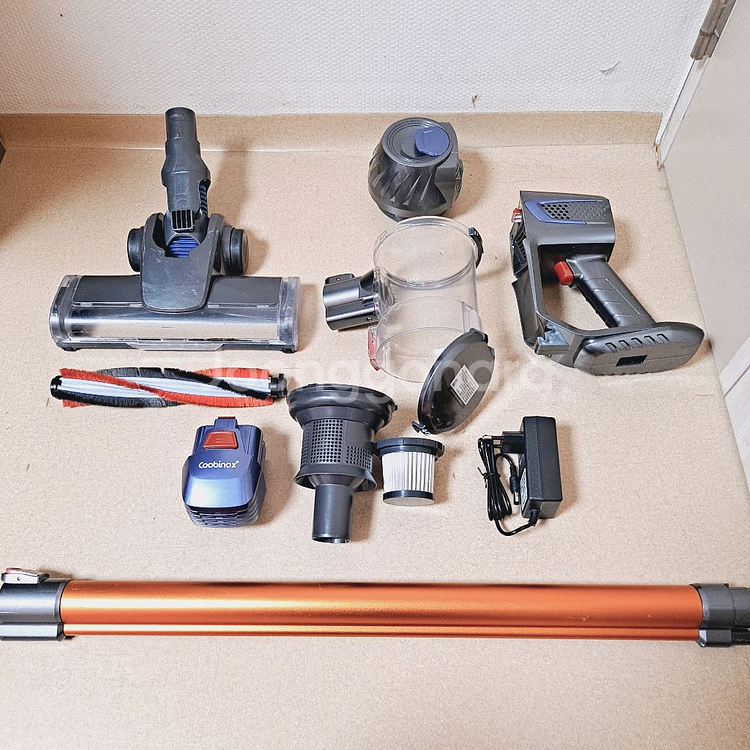 정상작동 쿠비녹스 무선청소기 배터리좋음 2in1 스틱+핸디형 진공청소--9