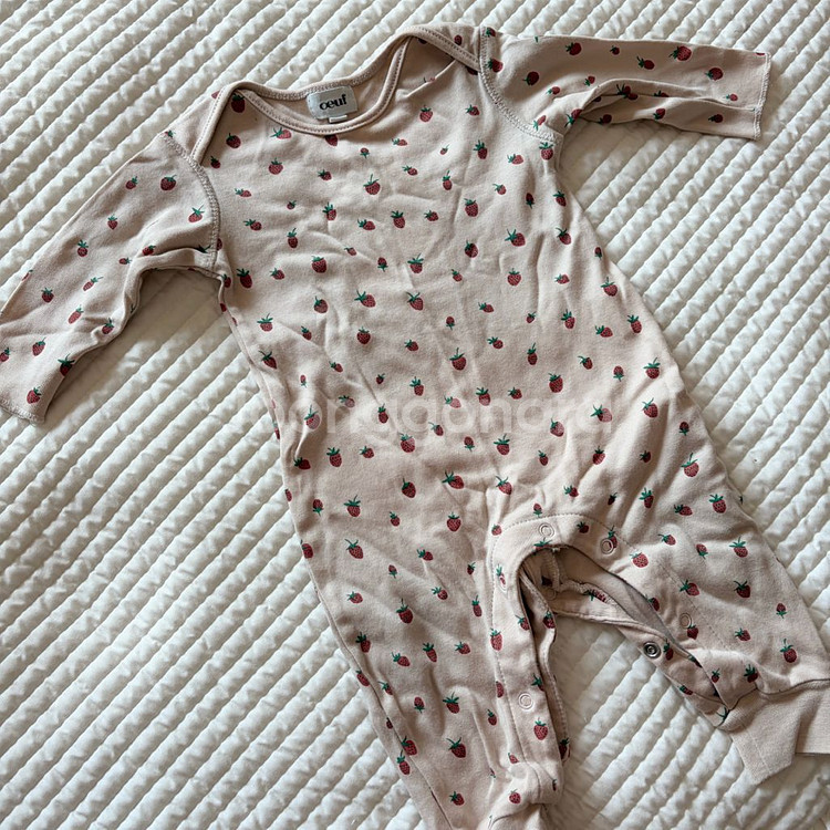 3-6m 우프 oeuf 아기 딸기 바디수트슈트 모자세트 비니 올인원우주복--5