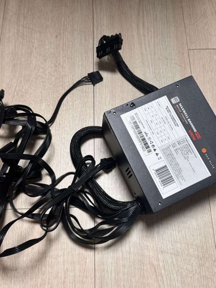 맥스엘리트 600W 80플러스 파워서플라이--2