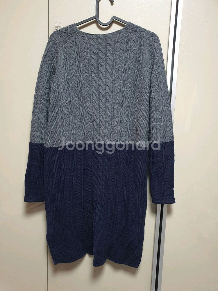 라코스테 브이넥 니트 원피스(호칭34,90)/2.5만원--3