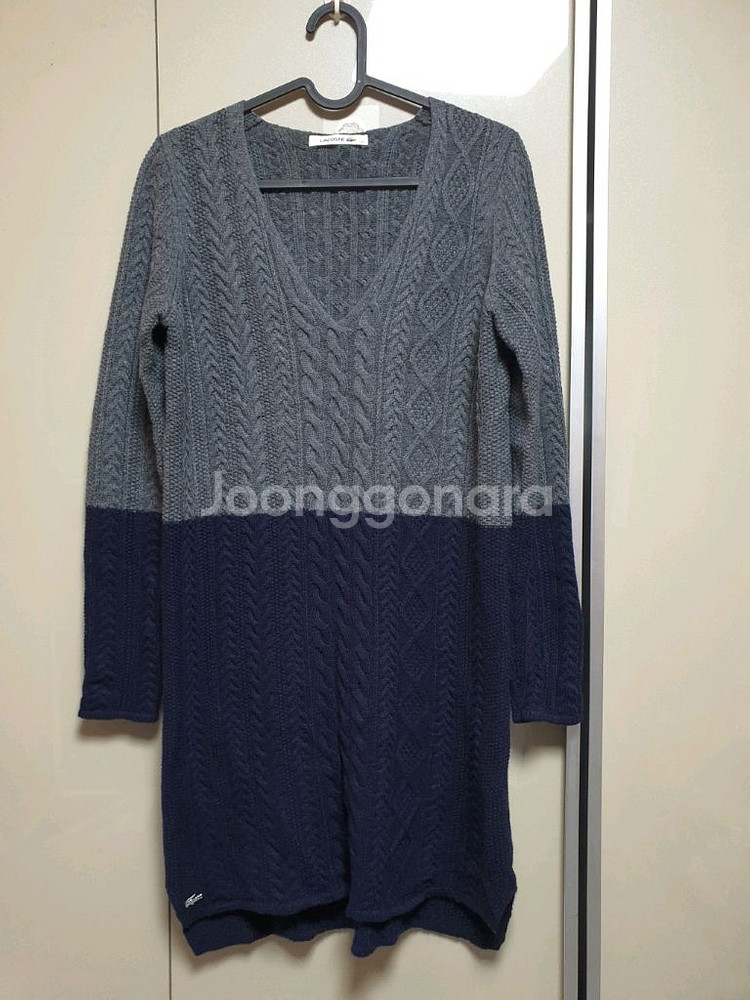 라코스테 브이넥 니트 원피스(호칭34,90)/2.5만원--1