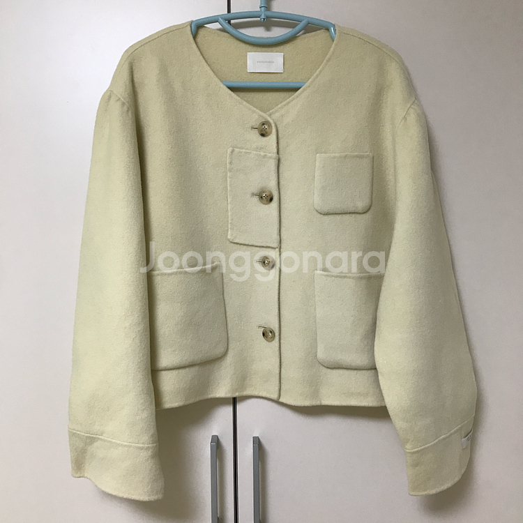 KNOCK 버터옐로우 울90% 핸드메이드 자켓 듀엘 쥬크 온앤온 마크들리 모한 허앤쉬 블로썸 베지터블 시에--0