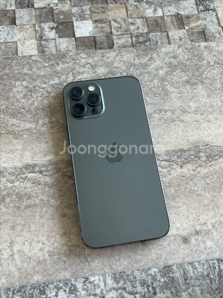 아이폰 12 프로 맥스 그래파이트 128GB 배터리84% 미세 액정파손--0