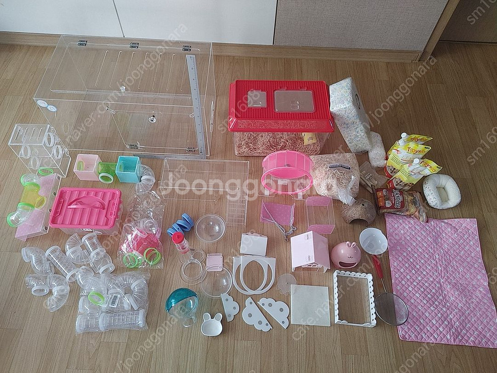 햄스터 용품 일괄판매(케이지 외 용품 일괄) 13만--0