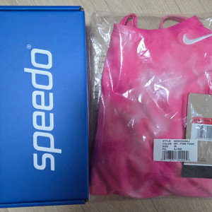 스피도 하이퍼엘리트 광안리 수경 (마그넷 포함), 나이키 클라우드 위스퍼 컷아웃 28 (미개봉)