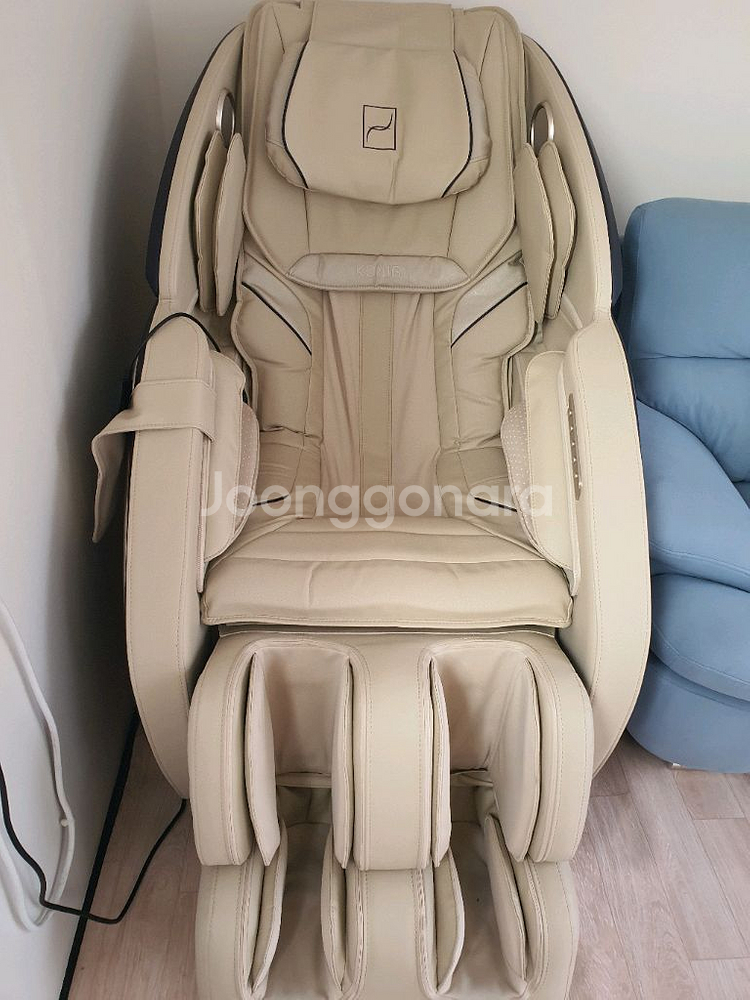 코닉 안마의자(바디프랜드)--0