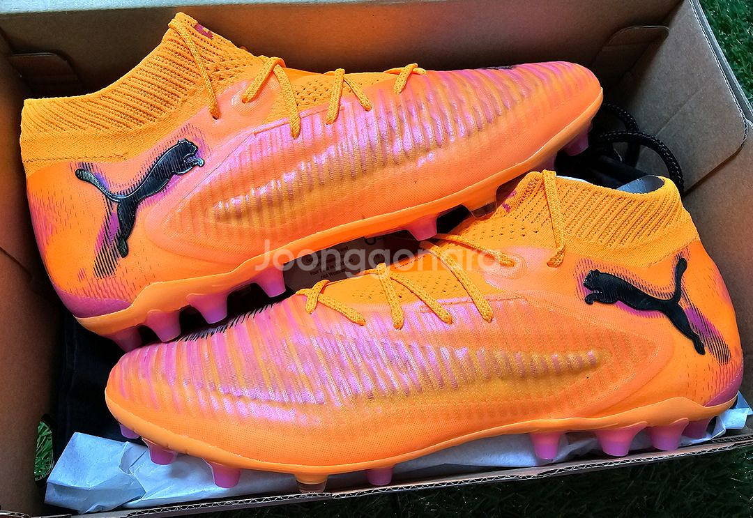 [타임세일]푸마 퓨처8 얼티메이트 MG Hot Persuit팩--8