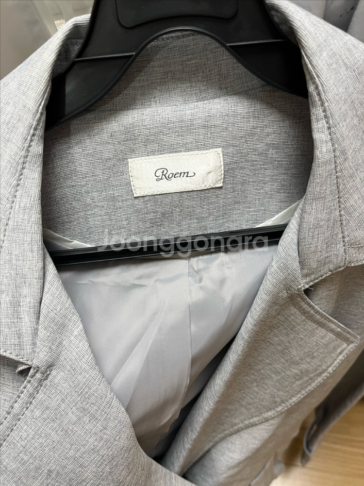 로엠 트렌치 코트--2