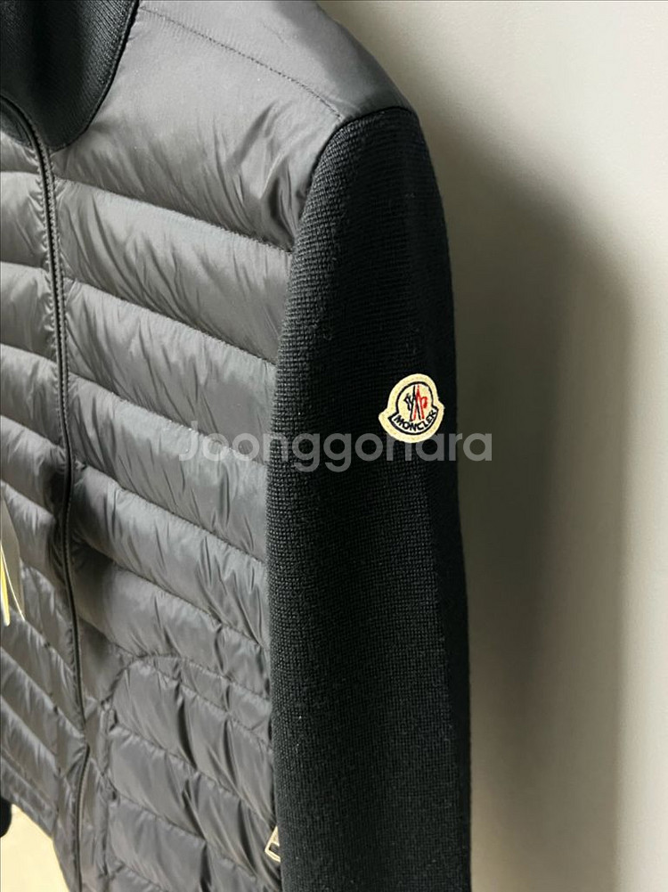 [정품] 신형 몽클레어 니트패딩 블랙 M size--1