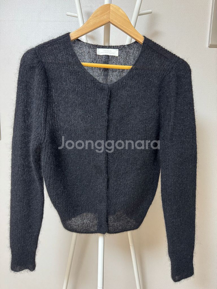 아모멘토 2025FW Round Neck Sheer Cardigan, Black, 0사이즈--5