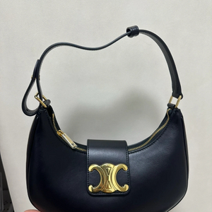 셀린느 아바 트리옹프 미디움 블랙