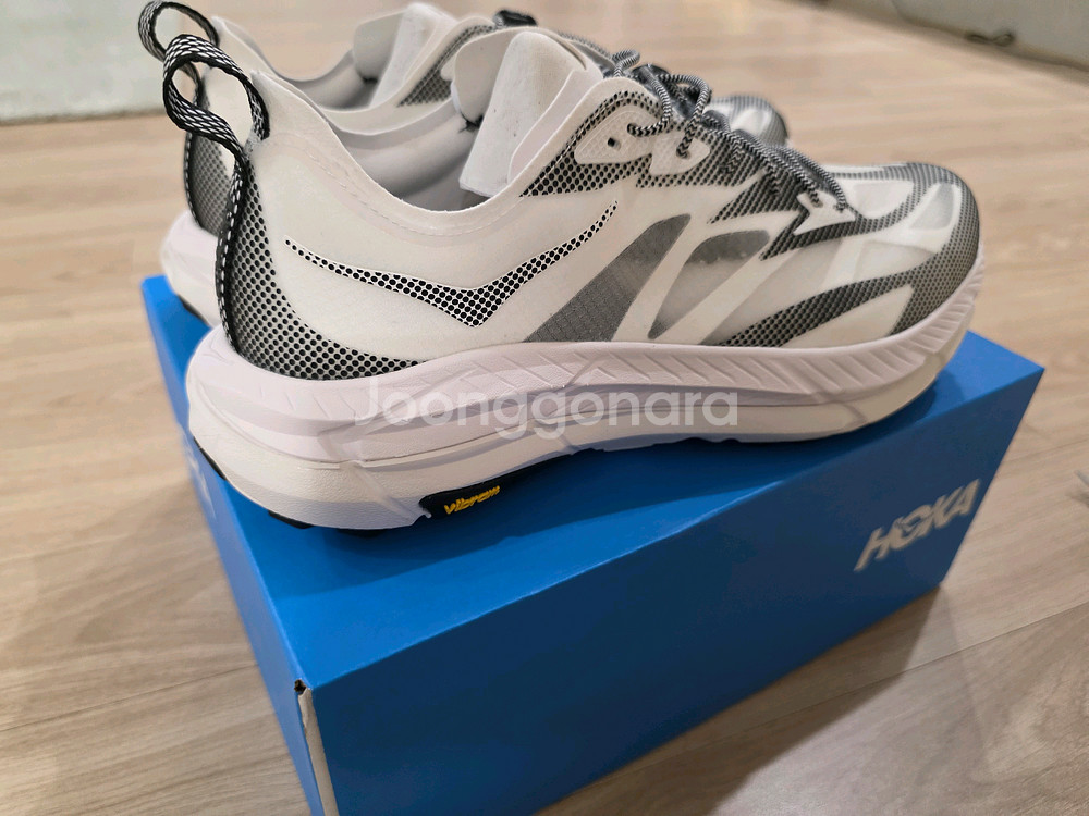 호카 마파테 스피드4 화이트260 새상품 판매합니다--3
