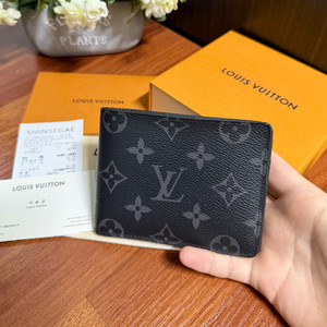 루이비통 모노그램 이클립스 멀티플 윌릿 반지갑 판매