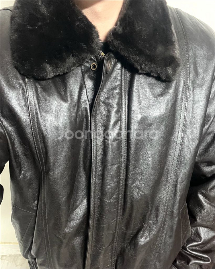 대동모피 소가죽 봄버 자켓--2