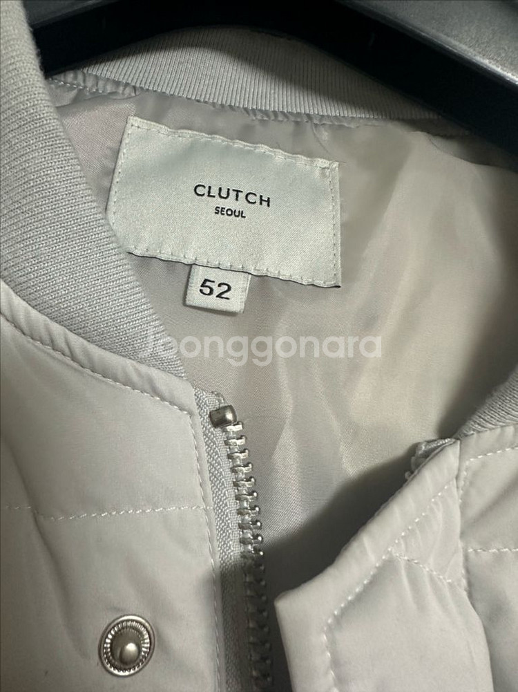클러치 서울 패딩입니다사이즈는 52--3