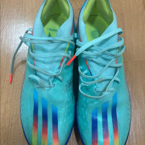 아디다스X스피드포탈1 TF 풋살화(270)(gw8972) 팝니다.