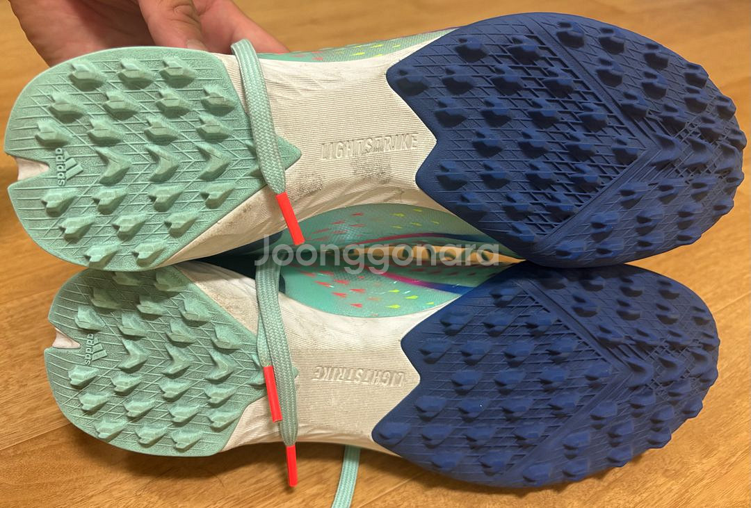 아디다스X스피드포탈1 TF 풋살화(270)(gw8972) 팝니다.--5