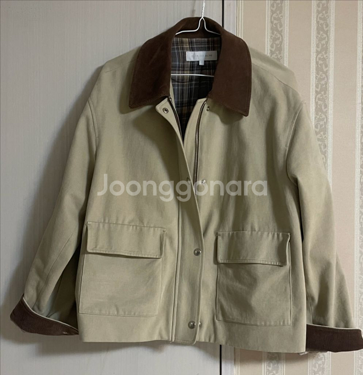 올리브데올리브 카라 배색 점퍼--0