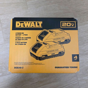 디월트 DCB240-2 20V 리튬이온 배터리 2개 세트 21700셀