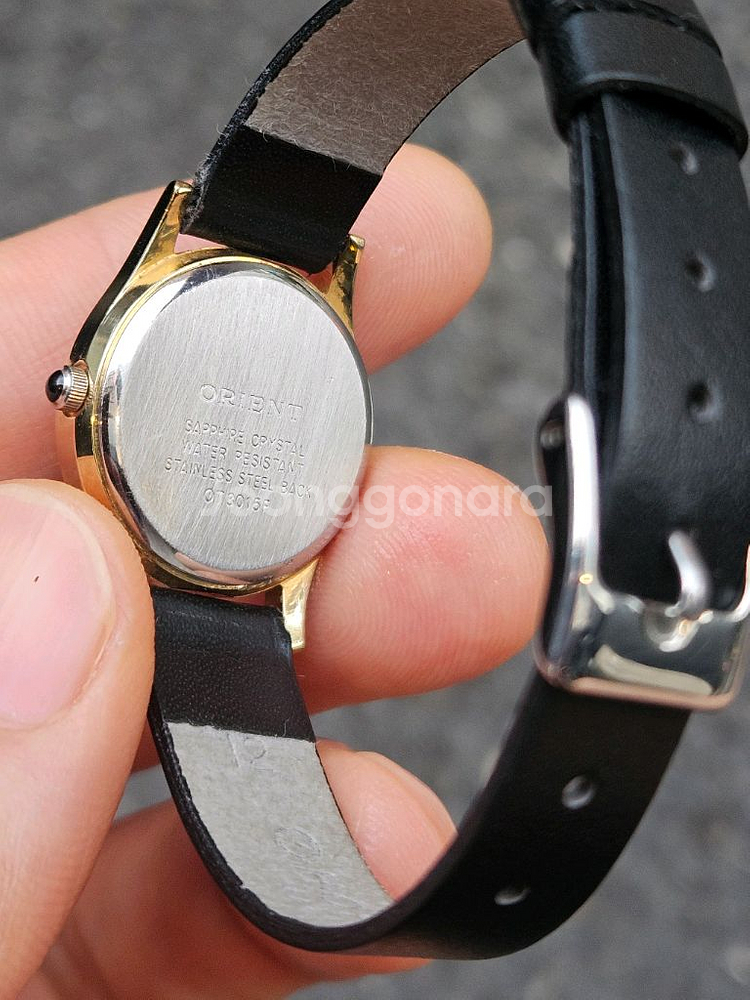 오리엔트 고흐시계--3