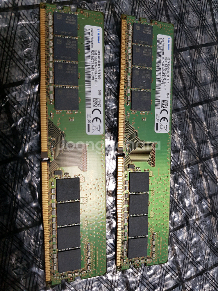삼성 DDR4 3200a 16GB 메모리 2개--0