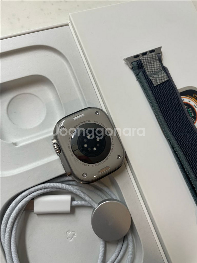애플워치 울트라1 실버 SS급 배터리95퍼--2