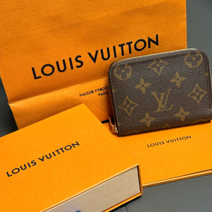 루이비통 지피 코인퍼스 새상품급