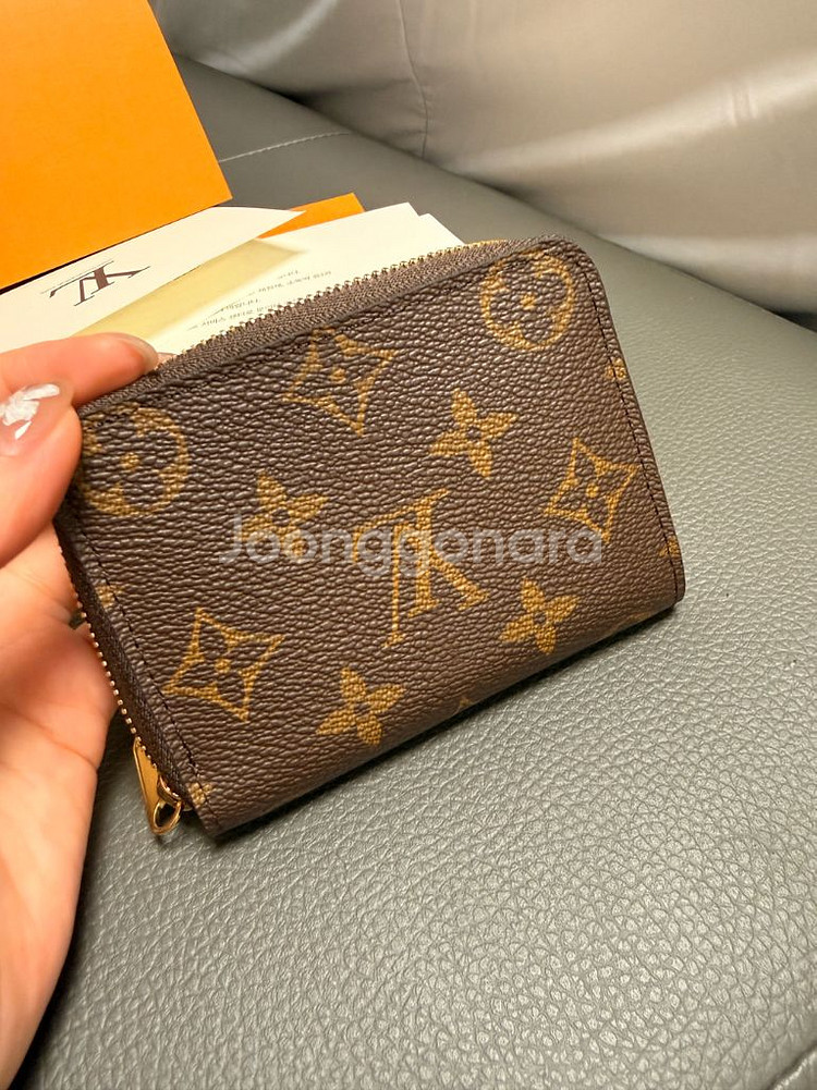 루이비통 지피 코인퍼스 새상품급--7